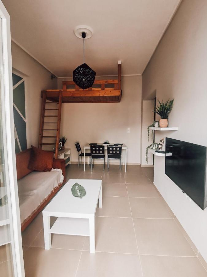 Efrosini'S By The Sea Apartment Chalkís Extérieur photo